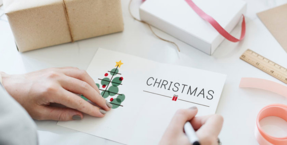 39 Best Christmas Card Messages For Friends