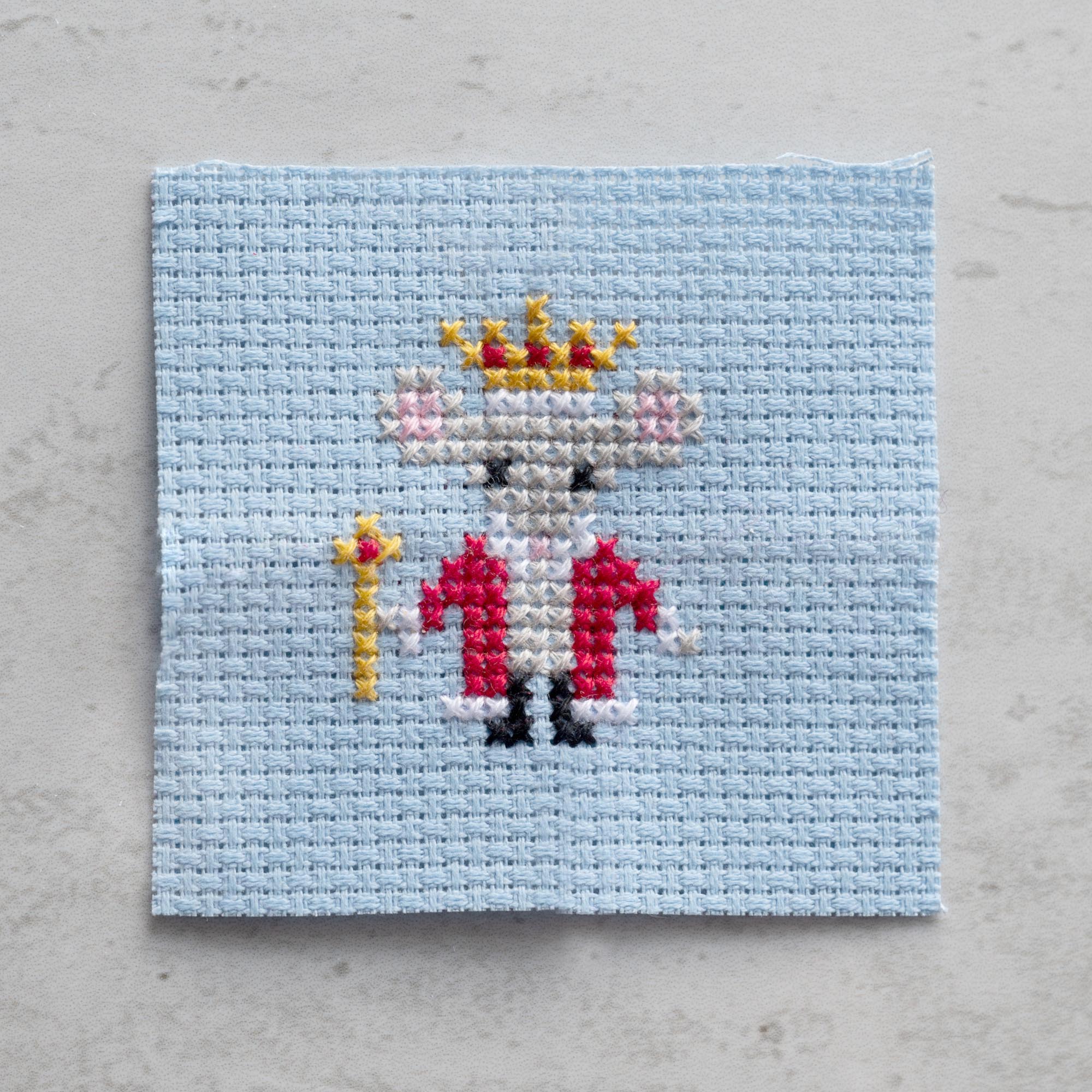 Kawaii Cross Stitch Mouse King